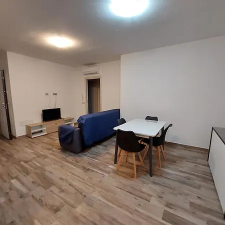 Gs Mes 'e Idas 52 Apartment *