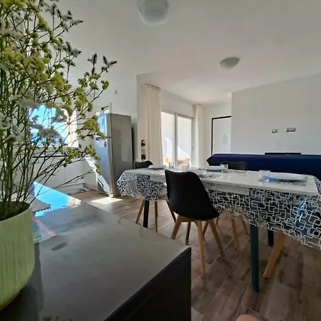 Gs Mes 'e Idas 52 Apartment *